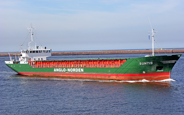 The cargo ship Suntis 